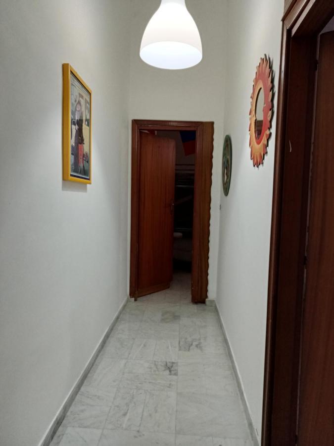Dama Hostelbb Naples Luaran gambar