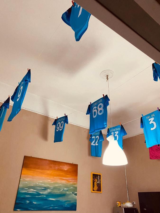 Dama Hostelbb Naples Luaran gambar