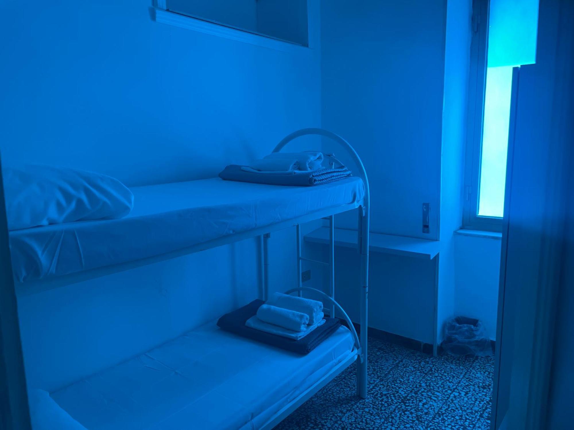 Dama Hostelbb Naples Luaran gambar